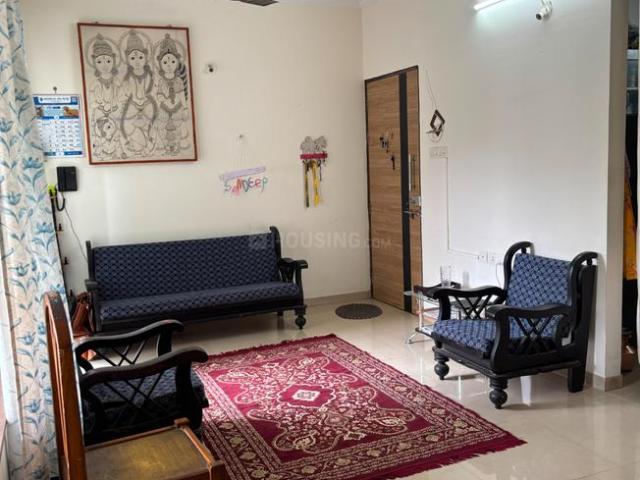 3 BHK Apartment in Karve Nagar for rent Pune. The reference number is 21065389