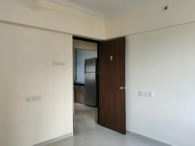 3 BHK Apartment in Kasarvadavali for rent Thane. The reference number is 20971942