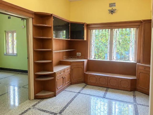 3 BHK Apartment in Kasba for rent Kolkata. The reference number is 21175194
