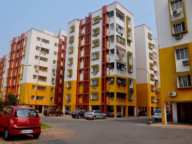 3 BHK Apartment in Kasba for resale Kolkata. The reference number is 20843378