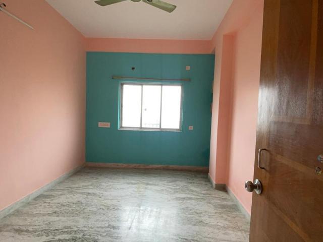 3 BHK Apartment in Keshtopur for rent Kolkata. The reference number is 20871477