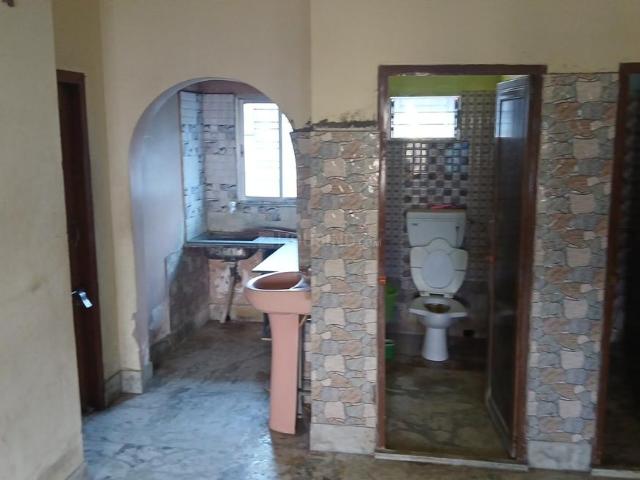 3 BHK Apartment in Keshtopur for rent Kolkata. The reference number is 20291588