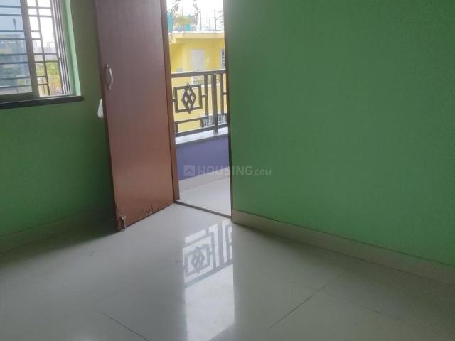 3 BHK Apartment in Keshtopur for rent Kolkata. The reference number is 21019948