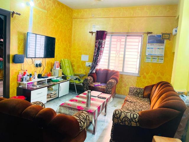 3 BHK Apartment in Keshtopur for resale Kolkata. The reference number is 16766425