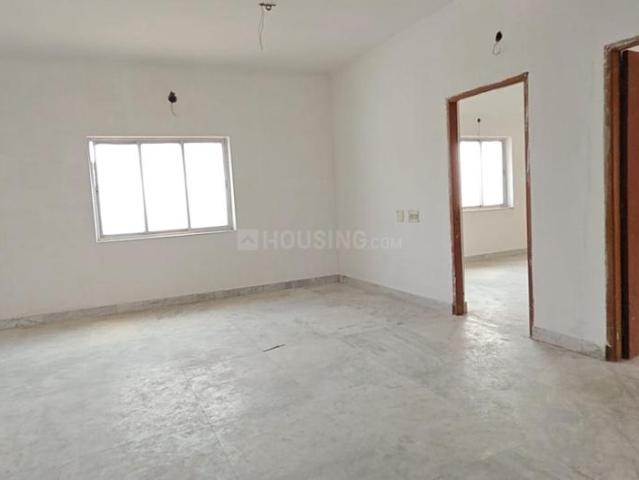 3 BHK Apartment in Keshtopur for resale Kolkata. The reference number is 18584867