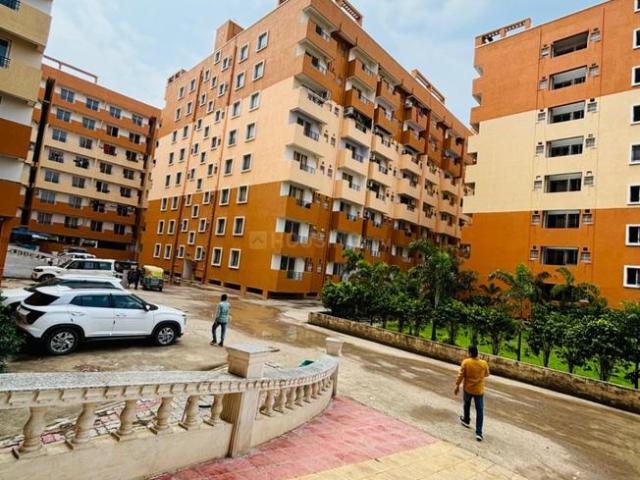 3 BHK Apartment in Khagaul for resale Patna. The reference number is 21271504