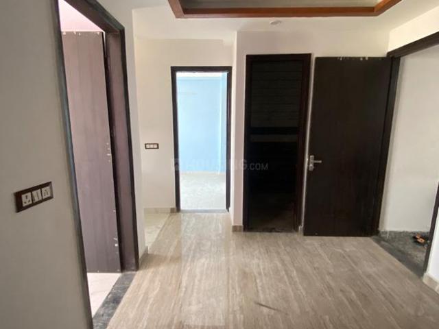 2 BHK Apartment in Sangam Vihar for resale New Delhi. The reference number is 18790023
