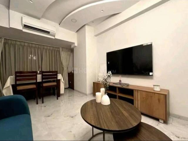 3 BHK Apartment in Khar West for rent Mumbai. The reference number is 19383814