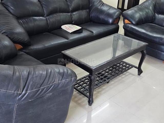 3 BHK Apartment in Khar West for rent Mumbai. The reference number is 20097079