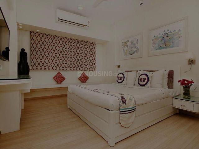 3 BHK Apartment in Khar West for rent Mumbai. The reference number is 20161502