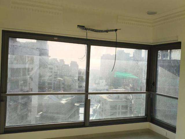 3 BHK Apartment in Khar West for rent Mumbai. The reference number is 20471978