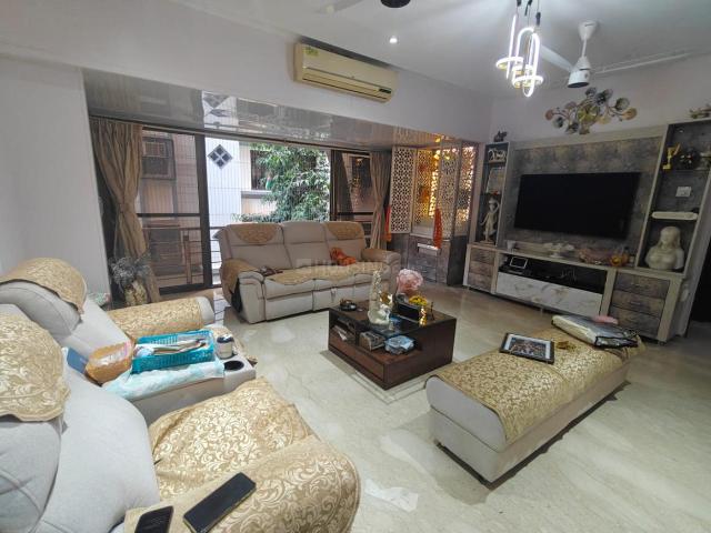 3 BHK Apartment in Khar West for rent Mumbai. The reference number is 20491913