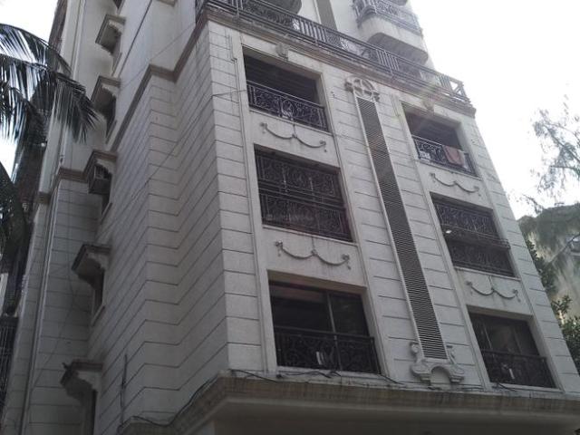 3 BHK Apartment in Khar West for rent Mumbai. The reference number is 20790574
