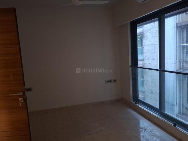 3 BHK Apartment in Khar West for rent Mumbai. The reference number is 20739919