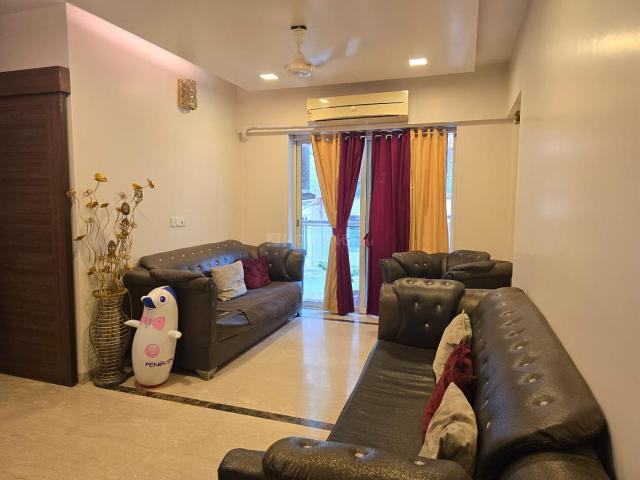 3 BHK Apartment in Khar West for rent Mumbai. The reference number is 21144885