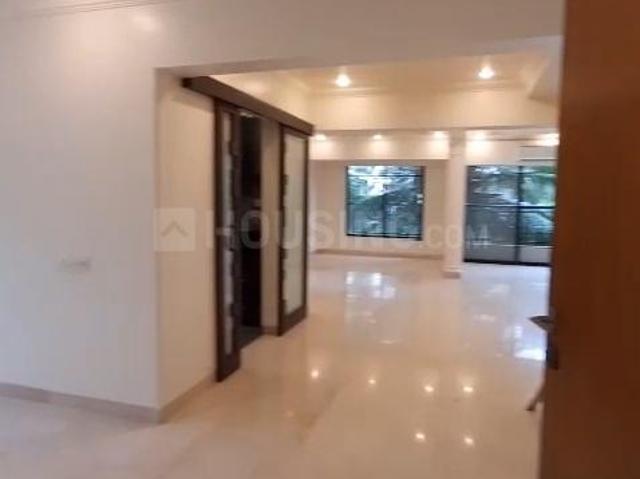 3 BHK Apartment in Khar West for rent Mumbai. The reference number is 21172792