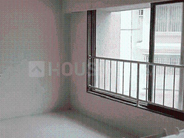 3 BHK Apartment in Khar West for rent Mumbai. The reference number is 21104451
