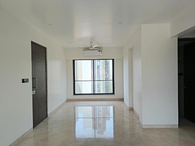 3 BHK Apartment in Santacruz West for resale Mumbai. The reference number is 20059112