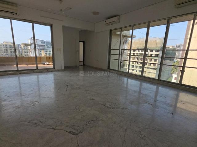 3 BHK Apartment in Santacruz West for resale Mumbai. The reference number is 20249715
