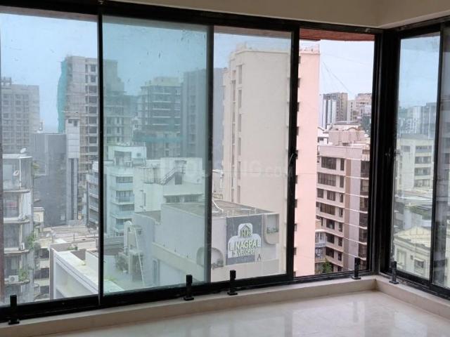 3 BHK Apartment in Khar West for resale Mumbai. The reference number is 20955307