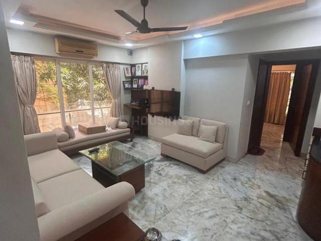 3 BHK Apartment in Khar West for resale Mumbai. The reference number is 21101022