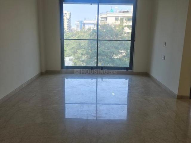 3 BHK Apartment in Khar West for resale Mumbai. The reference number is 21327189