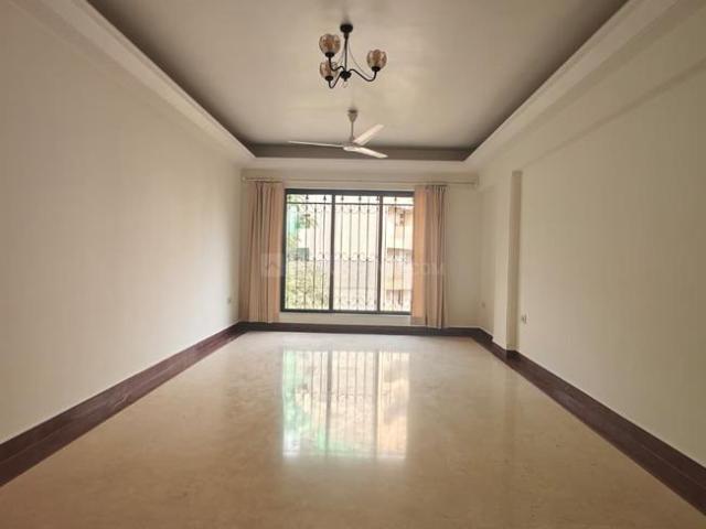 3 BHK Apartment in Khar West for resale Mumbai. The reference number is 21342068
