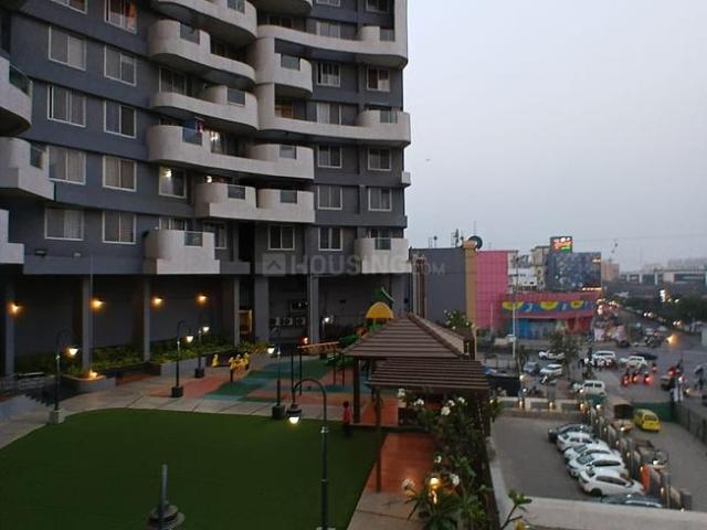 3 BHK Apartment in Kharadi for rent Pune. The reference number is 19593661