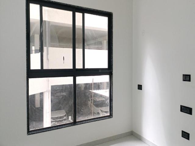 3 BHK Apartment in Kharadi for rent Pune. The reference number is 20321532