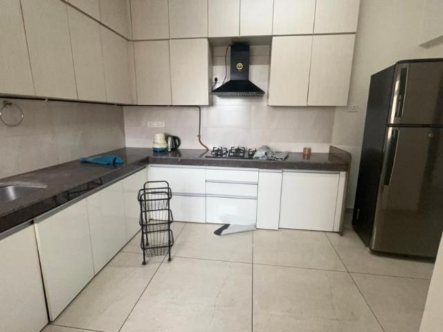3 BHK Apartment in Kharadi for rent Pune. The reference number is 21003276