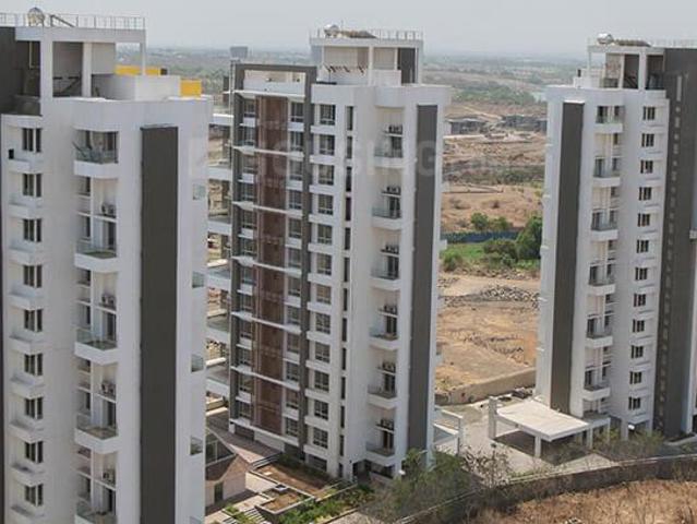 3 BHK Apartment in Kharadi for resale Pune. The reference number is 20564215