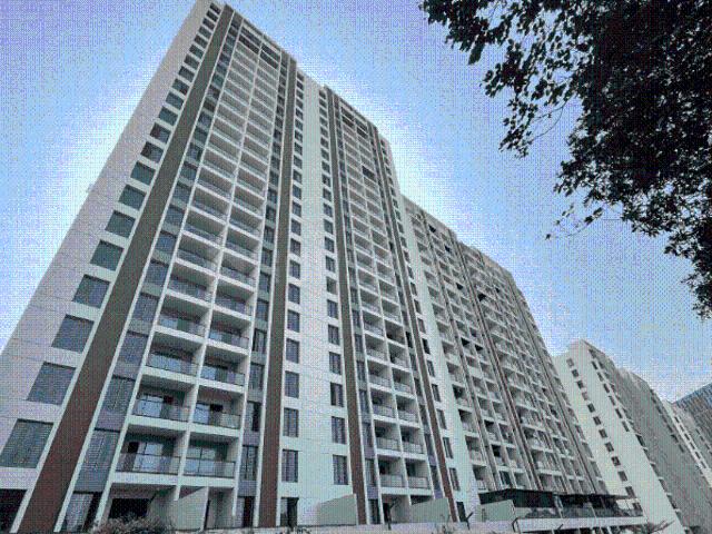 3 BHK Apartment in Kharadi for resale Pune. The reference number is 21146638