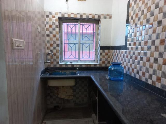 3 BHK Apartment in Kutighat for resale Kolkata. The reference number is 20025719