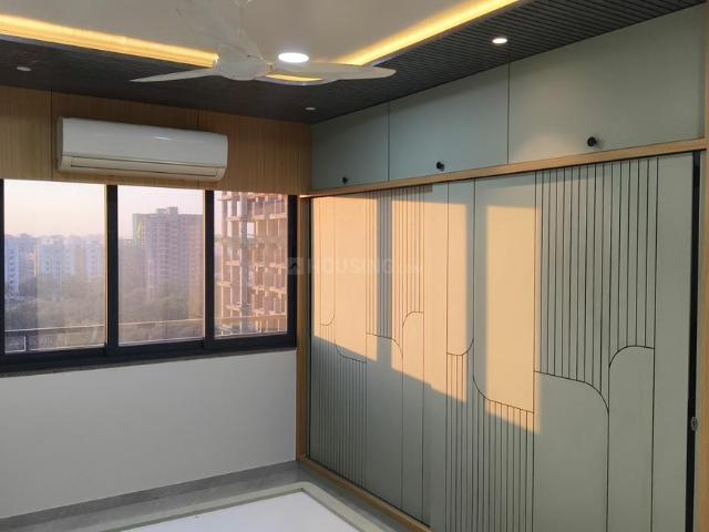 3 BHK Apartment in Kudasan for rent Gandhinagar. The reference number is 19105570
