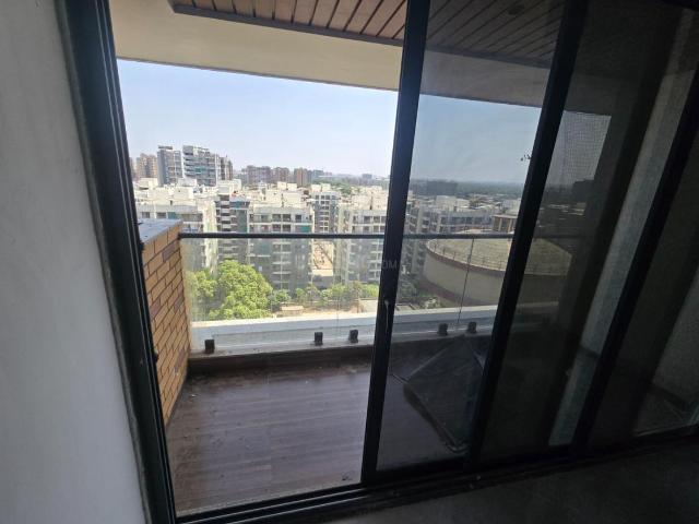 3 BHK Apartment in Kudasan for rent Gandhinagar. The reference number is 20799307
