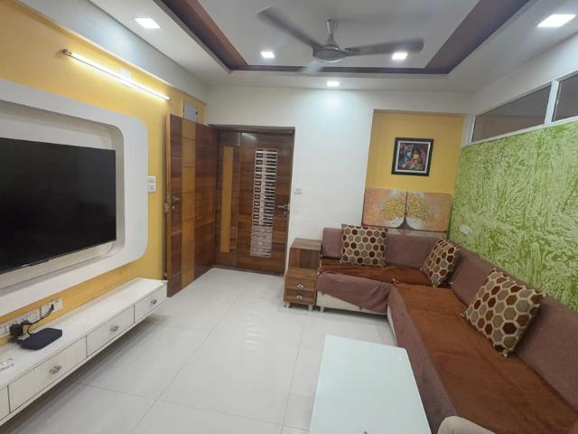 3 BHK Apartment in Kudasan for rent Gandhinagar. The reference number is 21152054