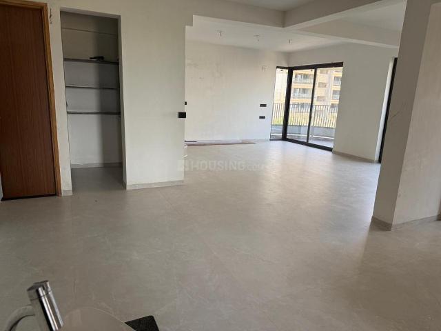 3 BHK Apartment in Kudasan for rent Gandhinagar. The reference number is 21175256