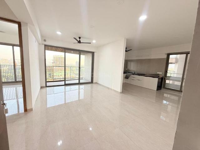3 BHK Apartment in Kudasan for rent Gandhinagar. The reference number is 21347589