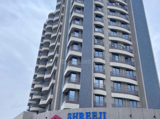 3 BHK Apartment in Kudasan for resale Gandhinagar. The reference number is 20973188