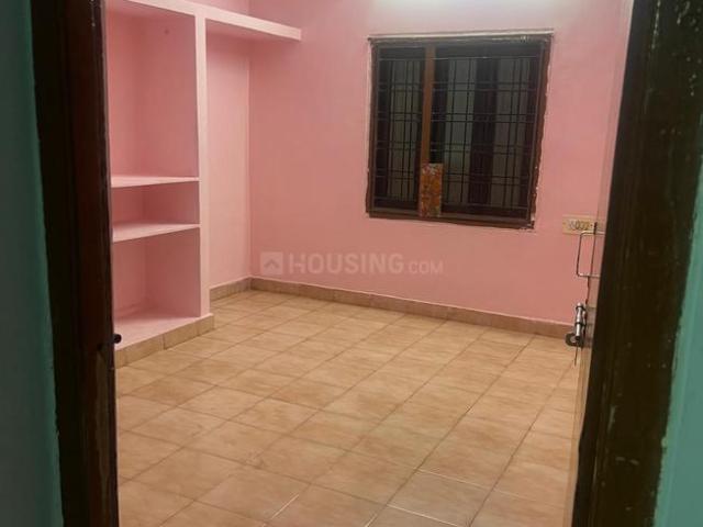 3 BHK Apartment in Kukatpally for rent Hyderabad. The reference number is 17847627