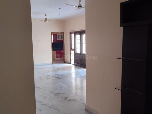 3 BHK Apartment in Kukatpally for rent Hyderabad. The reference number is 20779541