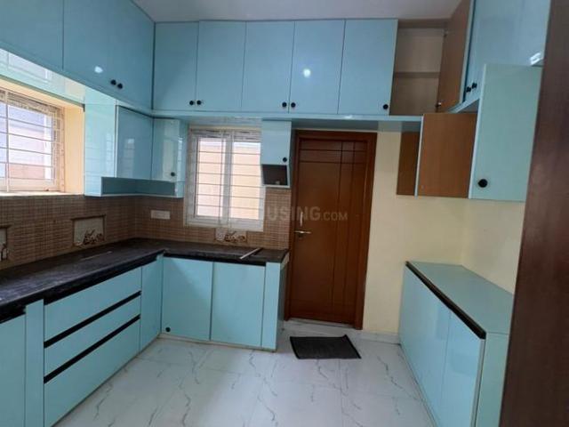 3 BHK Apartment in Kukatpally for rent Hyderabad. The reference number is 20082781