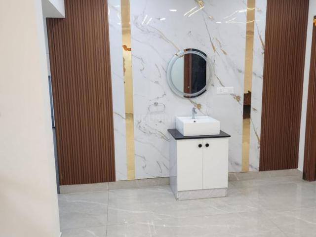 3 BHK Apartment in Kukatpally for rent Hyderabad. The reference number is 21107041