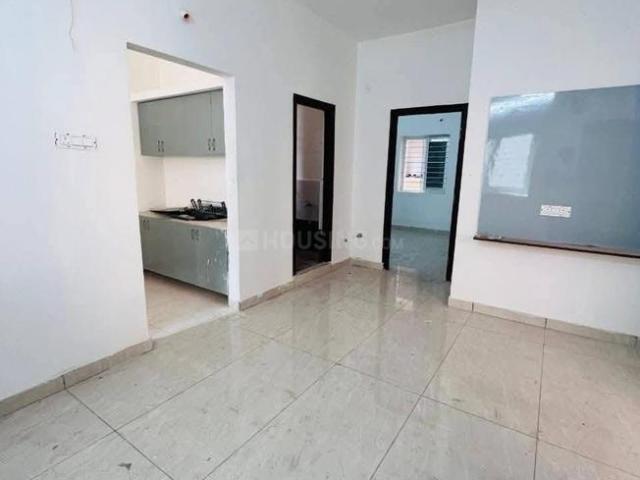 3 BHK Apartment in Kukatpally for resale Hyderabad. The reference number is 19937121