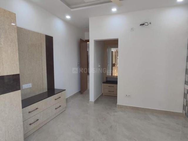 3 BHK Apartment in Kukatpally for resale Hyderabad. The reference number is 20176904