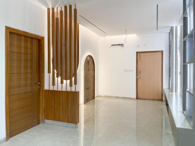 3 BHK Apartment in Kukatpally for resale Hyderabad. The reference number is 20366128
