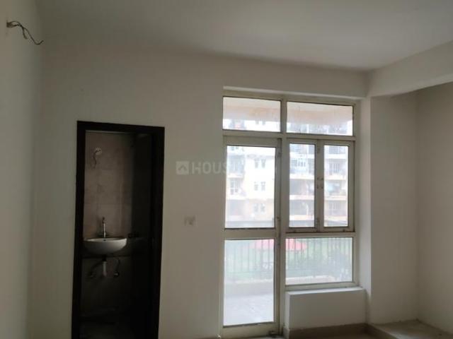 3 BHK Apartment in Kundli for resale Sonipat. The reference number is 21051941