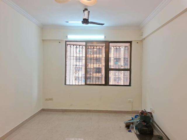3 BHK Apartment in Kurla East for rent Mumbai. The reference number is 13506135