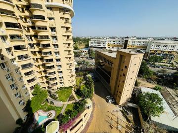 3 BHK Apartment in Hoshangabad Road for rent Bhopal. The reference number is 14404331