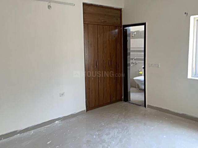 3 BHK Apartment in Hoshangabad Road for rent Bhopal. The reference number is 19631367